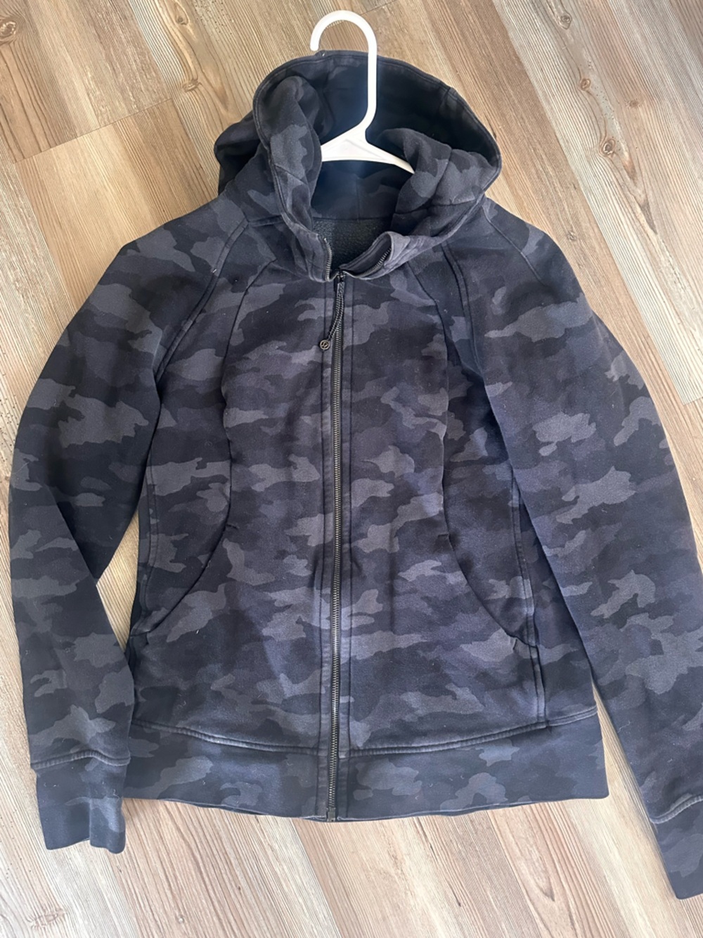 Lululemon Scuba Full Zip Hoodie- Heritage 365 Camo Deep Coal Multi - Picture 12 of 12